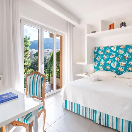 Casa Evelina 4* 索伦托