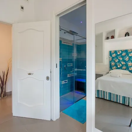 Casa Evelina Bed & Breakfast 4*